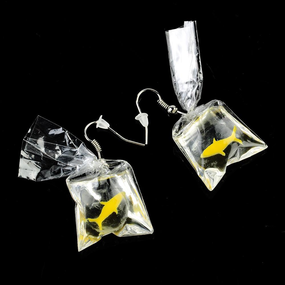 

Серьги из смолы с имитацией мешка для воды и золотой рыбки, милые серьги-подвески ручной работы с золотой рыбкой и конфетами в виде мешка своими руками жёлтый