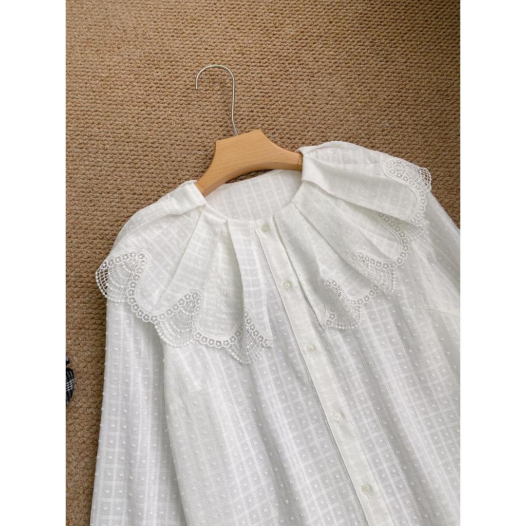 2025 Fall/Winter Women's White Check Doll Collar Lace Bell Sleeve Shirt
