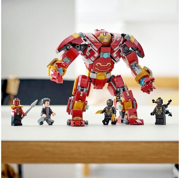 LEGO Marvel 76247 Hulkbuster: Battle for Wakanda