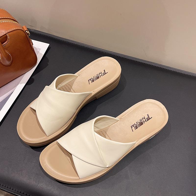 Slope Heel Cool Slippers Summer Middle-aged Women Wear Cool Slippers New Comfortable Versatile Slope Heel Cool Slippers