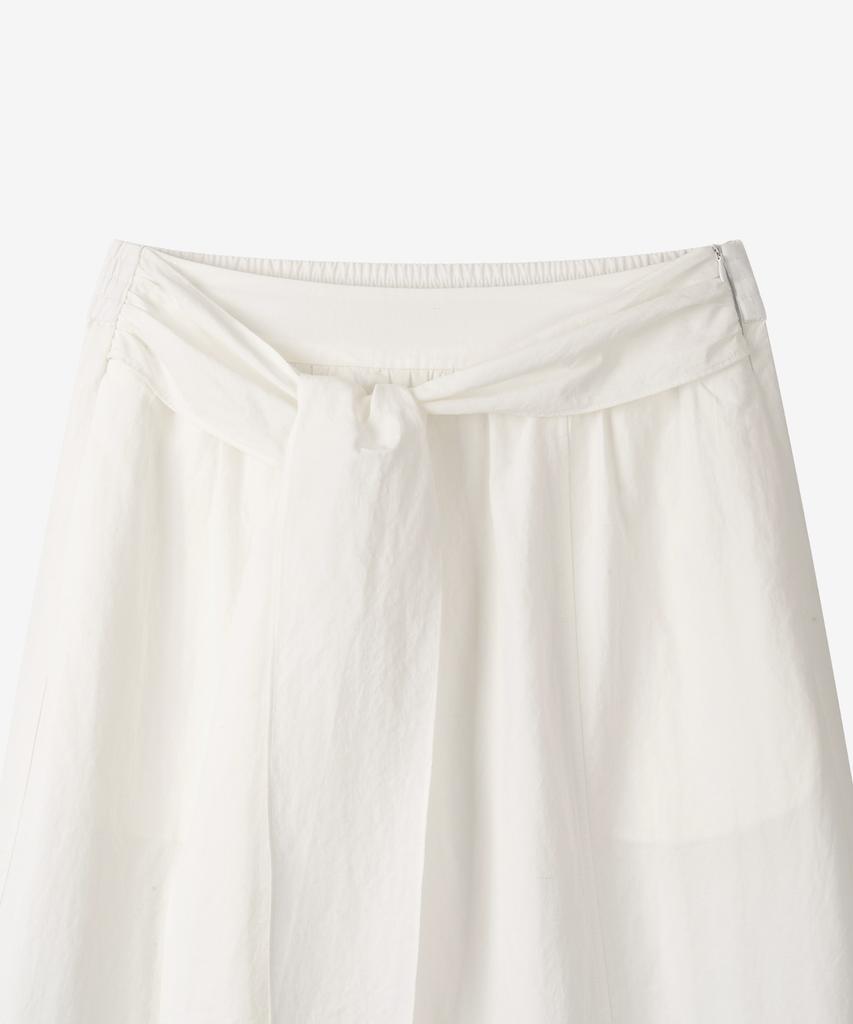 Basica Strap Banding Long Skirt (White)