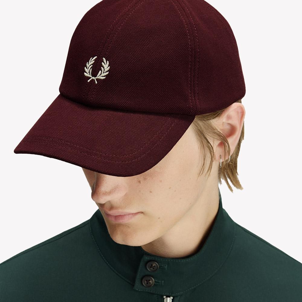 FRED PERRY Pique Classic Cap - Oxblood Cfpu2612295-597