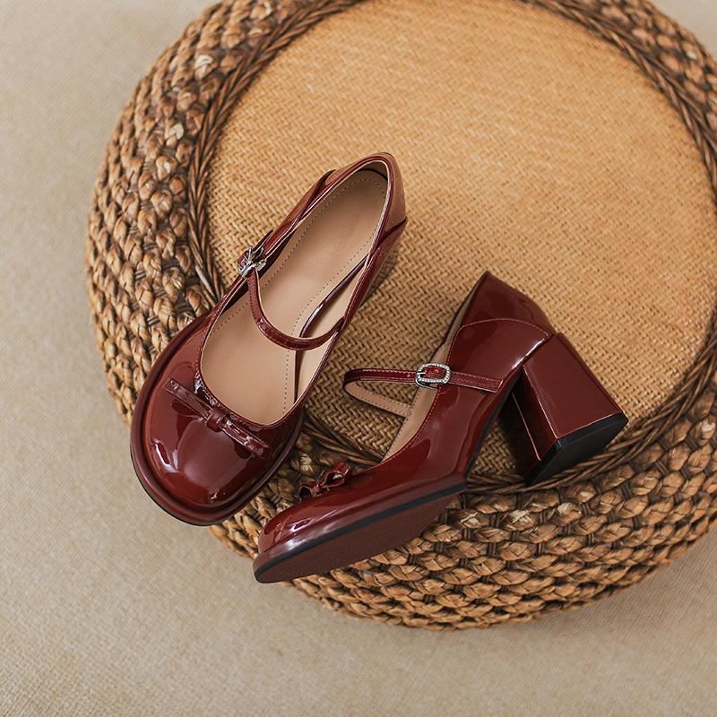 

Туфли Мэри Джейн на толстом высоком каблуке с бантом принцессы, новая женская обувь лета и осени 2025 года, водонепроницаемые одинарные туфли с ремешком на подъеме 34 бордовый