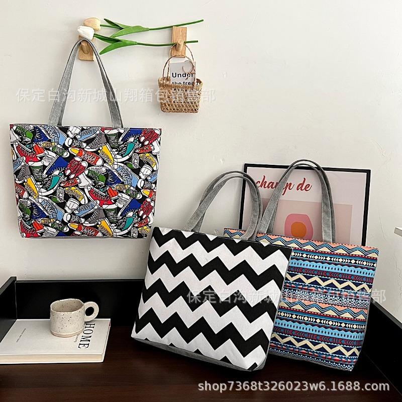 New printed bag large capacity tote bag literary flower cloth student bag shoulder portable canvas women's bag