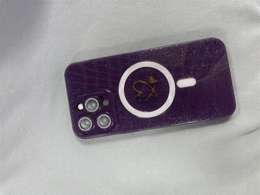 Foreign Trade Love Flash Crystal Magnetic Mobile Phone Case Is Suitable for Apple 15PROMAX Trend 14 Lens Film 13PRO