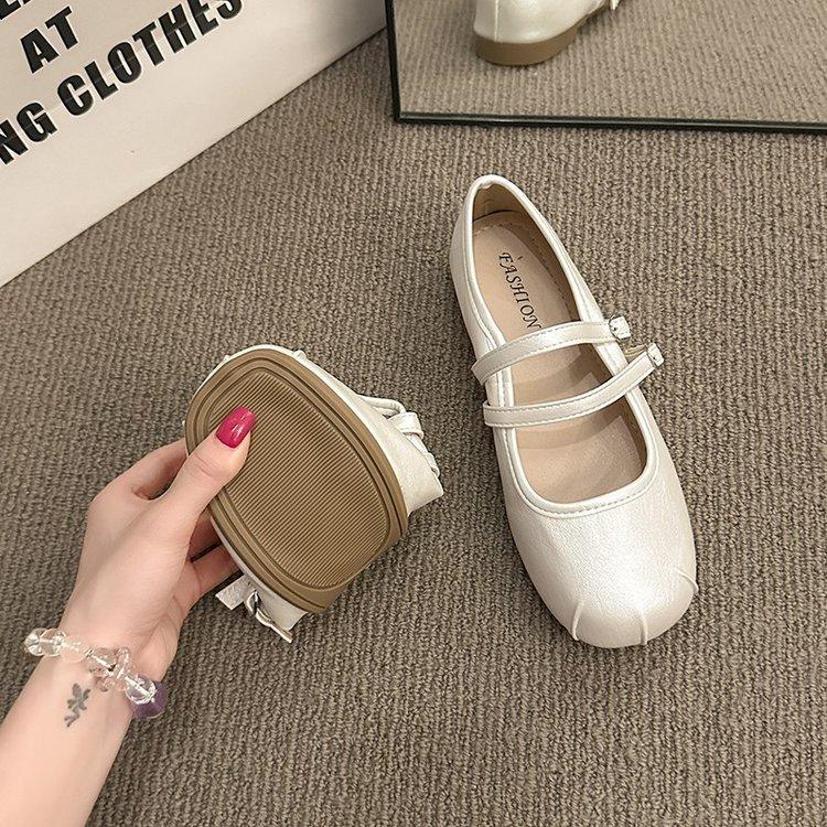 

Flat bottom one pedal Mary Jane women s shoes, summer with skirt, new 2025 popular fashion temperament, evening shoes, single shoes 40