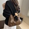 Supply Soft Leather Underarm Bag Women's New Fashion Commuter Shoulder Messenger Bag Lazy Wind Tote Bag