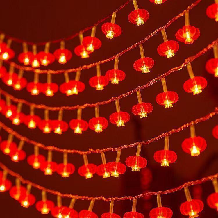 LED Solar Chinese Knot Red Lantern String Lights with Fu Character for Spring Festival and New Year