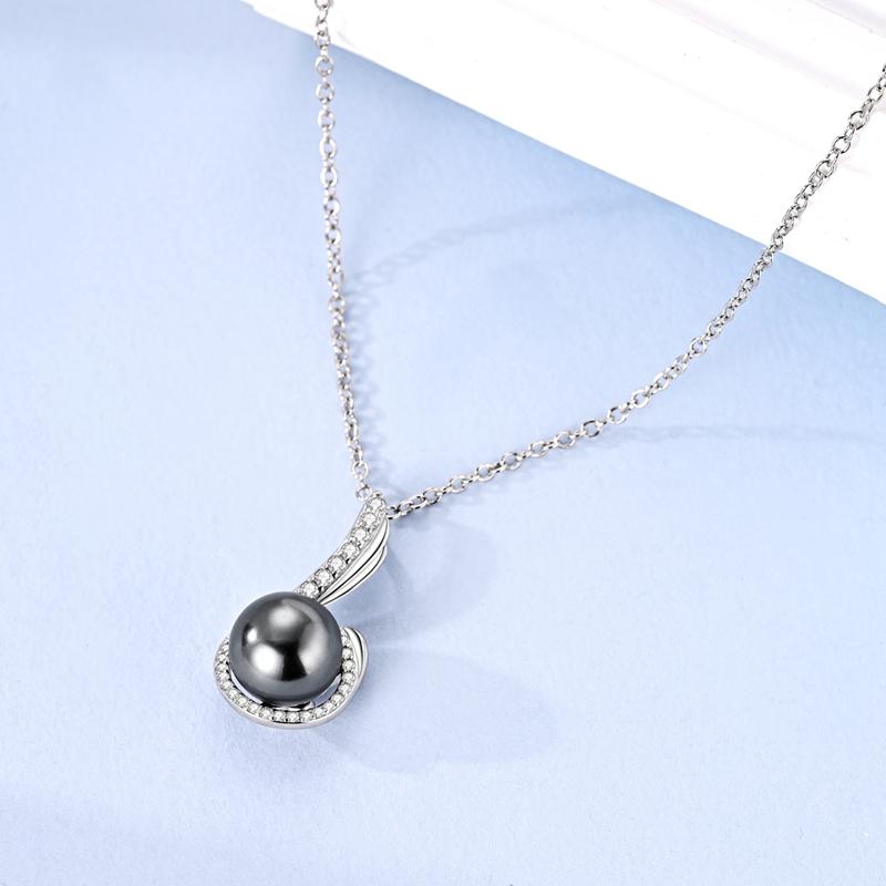 Copper Metal Chain Necklace Angel Wing Butterfly Pearl Heart Cross Necklace Designed For Women Trendy Fashion Simple Neck Chain High Quality Fine