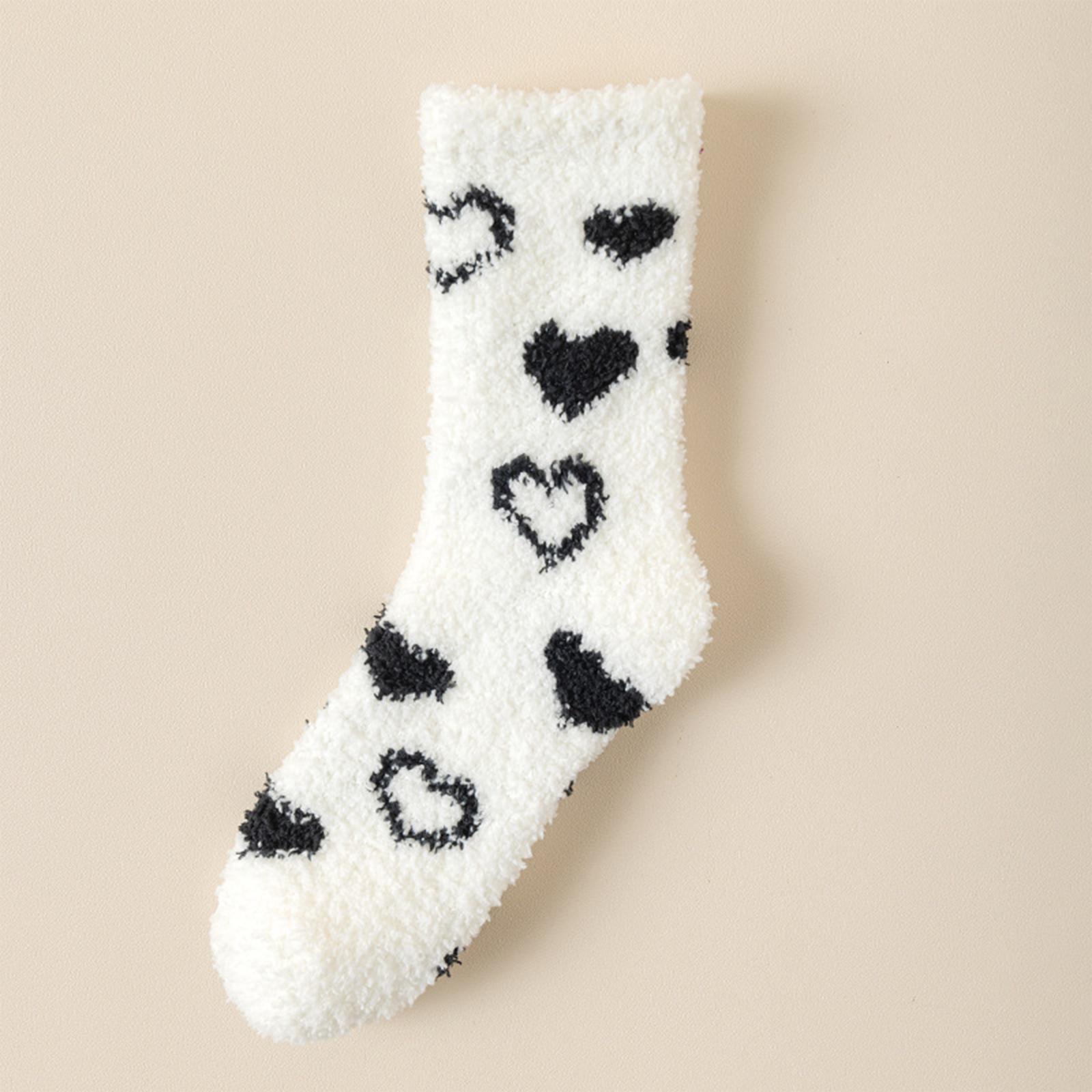 

Heart-shaped Coral Fleece Socks, Comfortable, Warm, And Thickened For And Winter, Perfect For Women At Home. One Size чорний