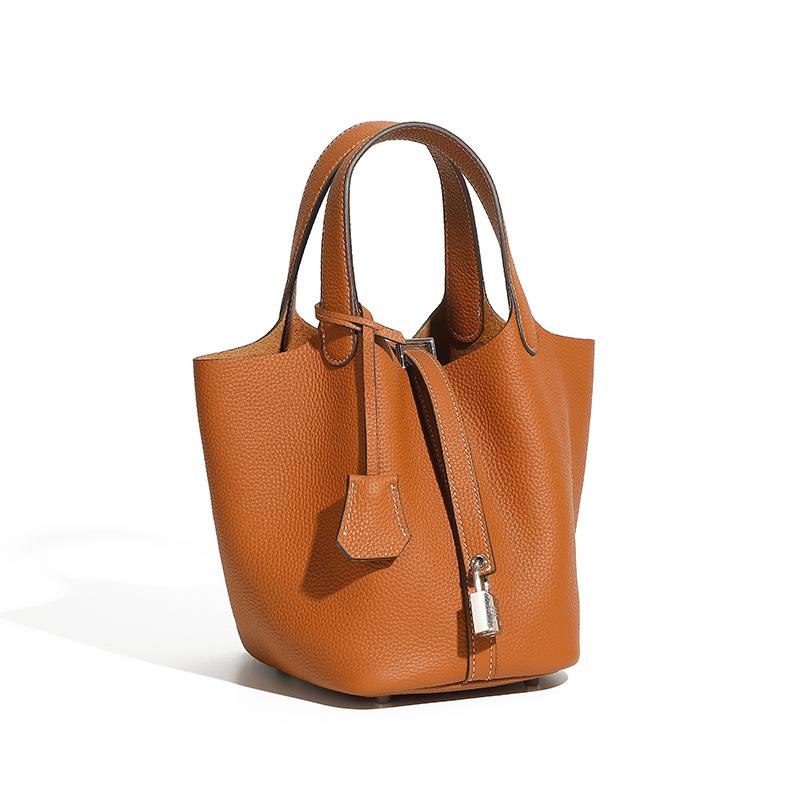 Bags New bucket bags Vegetable baskets Women's bags Leather handbags Bridal wedding bags Premium sense