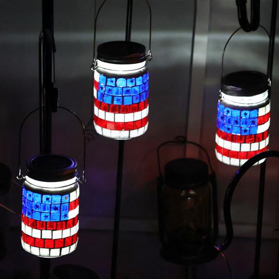 1/2Pcs Solar Garden Light, Outdoor Waterproof Solar-Powered Hanging Lantern with American Flag Design for Independence Day Holiday Decoration