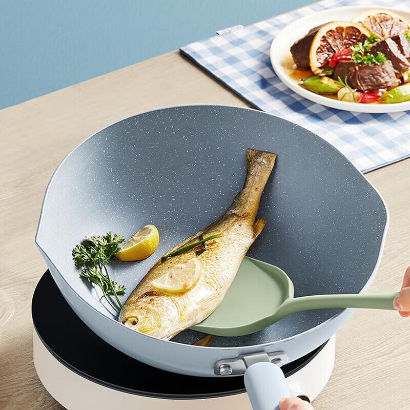 

COOKER KING Glacier Blue Non-stick Wok