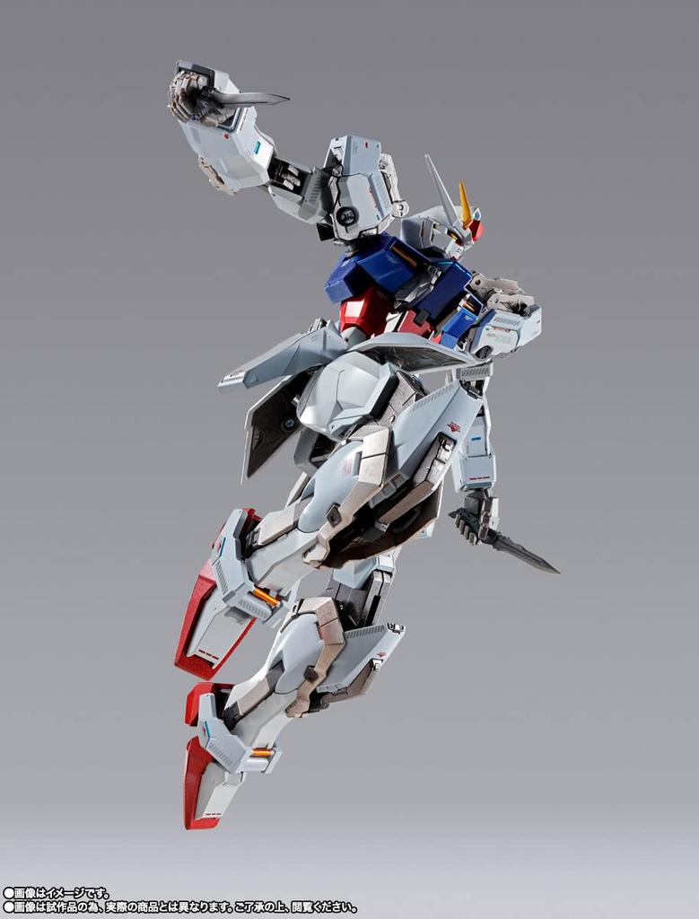 KOVOVÁ STAVBA „Mobile Suit Gundam SEED“ Strike Gundam - Heliopolis Rollout Verze. - Cca. 180mm ABS, PVC a tlakově litá pohyblivá figurka