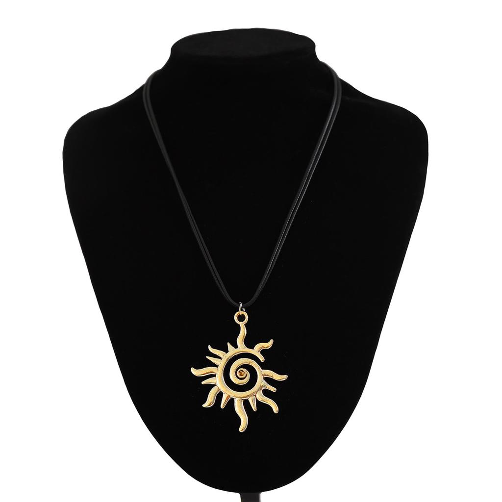 Summer Beach Metal Conch Starfish Necklace Female Sweet Cool Metal Sun Necklace Jewelry