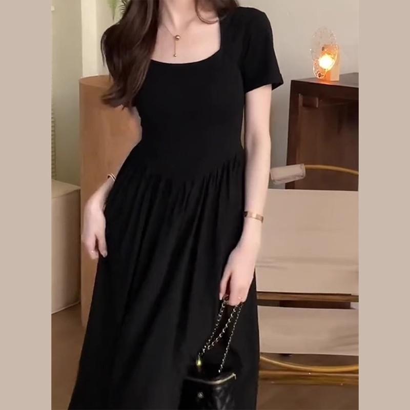 French Hepburn style dress women's 2026 summer temperament thin skirt high-end waist black a-word long dress