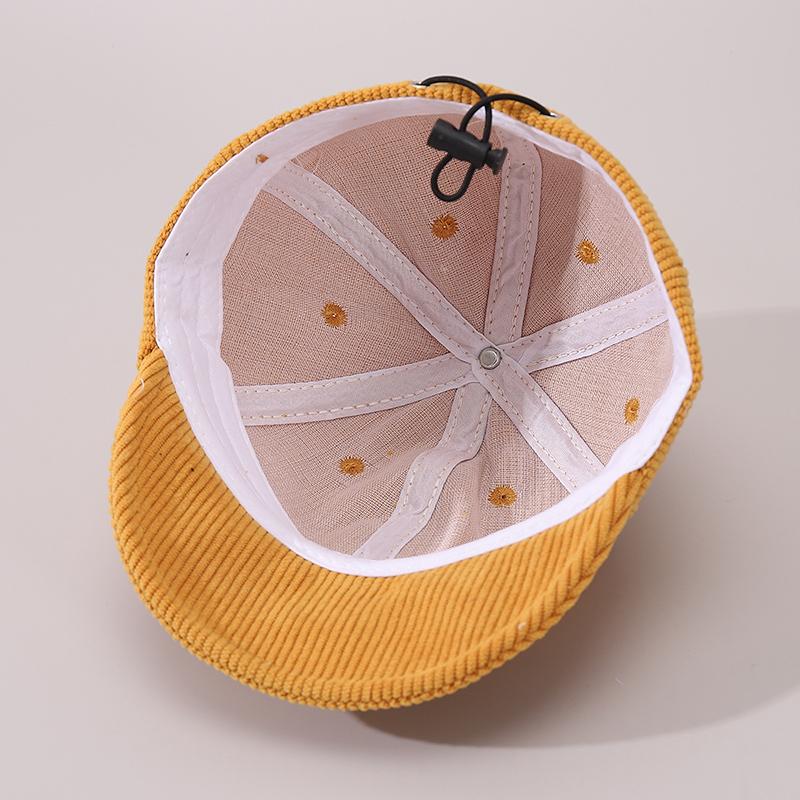 Myk brem Corduroy Baby Baseball Cap Vår Høst Bokstaver Broderi Peaked Hat Uformell Utendørs Spedbarn Småbarn Solskjermhatt