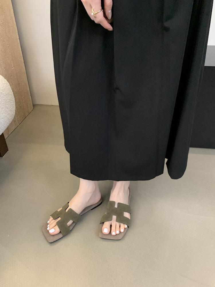 

Fairy style slippers female summer wear 2025 summer new Korean version of one-word drag flat-bottomed versatile beach shoes sandals female 40 зелёный