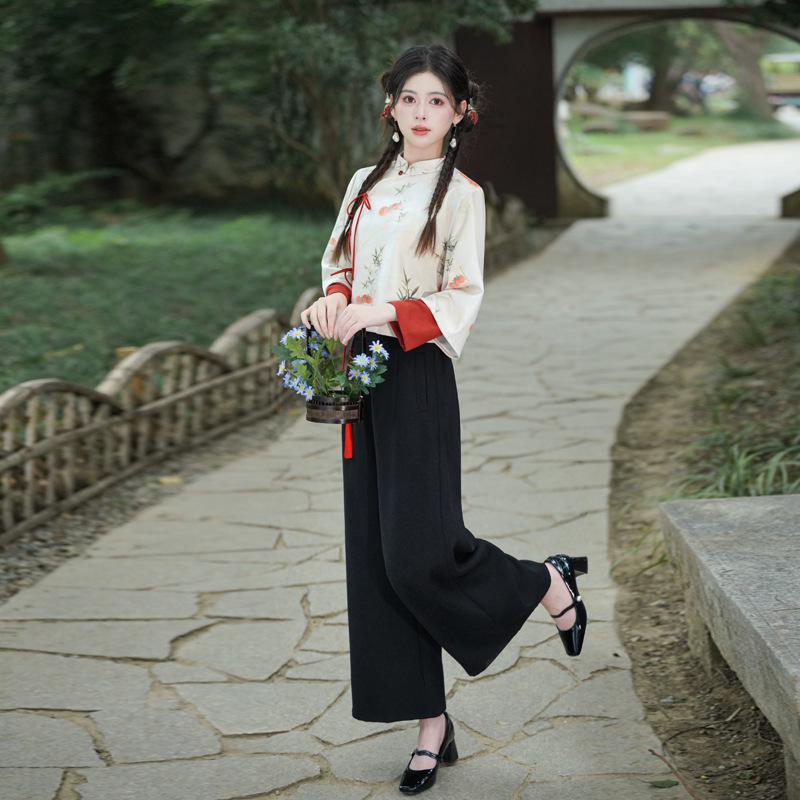 Elegant Velvet Tang Suit: Chinese-Style Retro Hanfu Cheongsam Top for Autumn/Winter