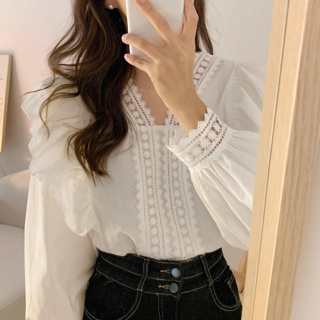 Korean-French Lace V-Neck Ruffle Puff Sleeve Blouse