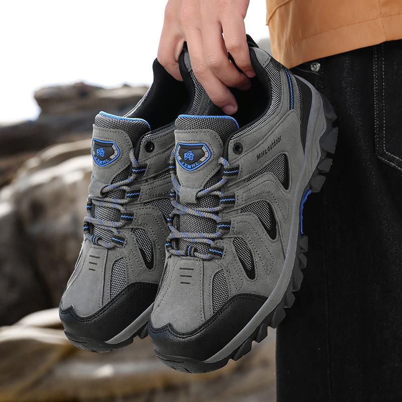Hiking Shoes Outdoor New Four-season Hiking Waterproof and Non-slip Low-top Shoes Men's Travel Shoes