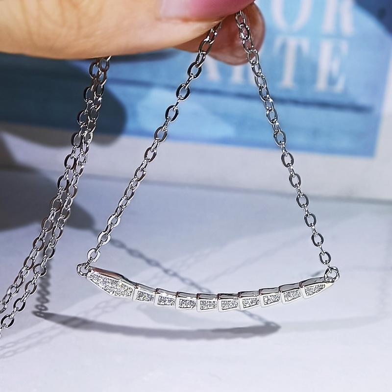 

Подробные линии Улыбка Ожерелье Модное Романтическое Улыбка Ожерелье Простая Улыбка Ключица Цепочка для Женщин