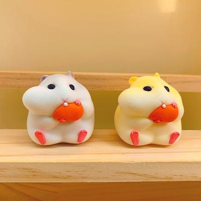 Simpatico Criceto Cartone Animato Mangia Semi di Melone Decorazione Interni Auto Figure Criceto Gourmet Ornamenti Accessori Cruscotto Auto