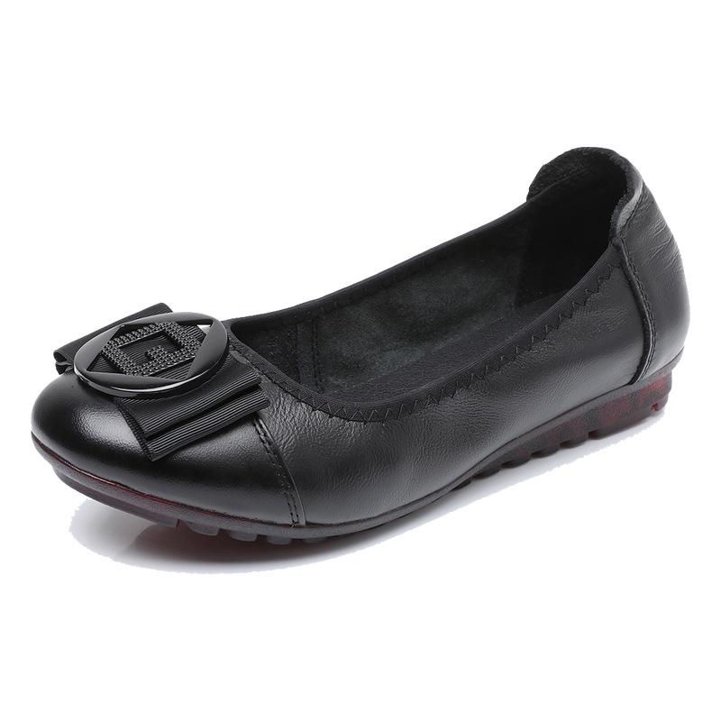 Comfortable Non-Slip Leather Flats for Women - Ideal for Spring & Autumn, Perfect for Middle-Aged & Elderly