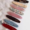 High-End Oval Acetate Hair Clip for Flyaways and Bangs