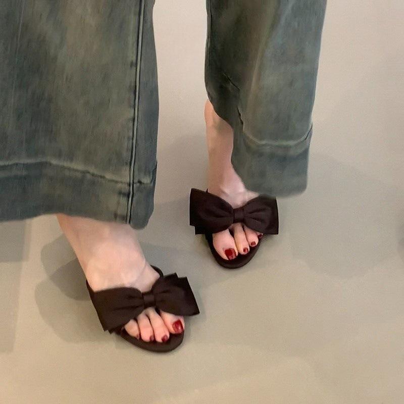 Beautiful satin square head open-toed sandals women's new sexy stiletto back empty high heels