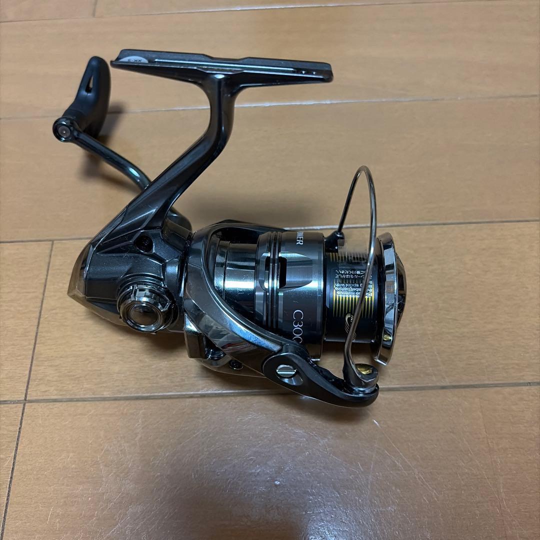 Used SHIMANO 24TWIN POWER C3000XG spinning reel
