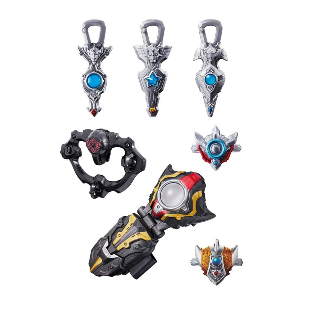 

The complete set of the ULTRAMAN TAIGA DX ULTRAMAN TAIGA with the optional ULTRAMAN TAROT OUTLET