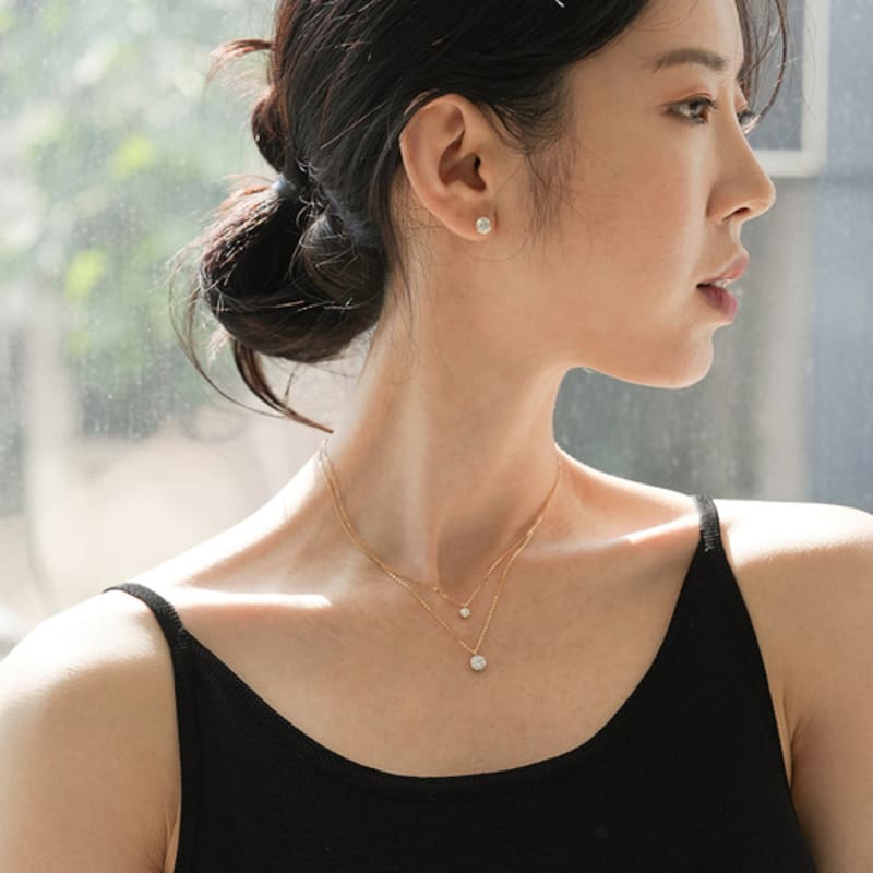 Nowoczesne kolczyki z moissanitem 14-karatowego złota, 6-ząbkowe, prezent rocznicowy