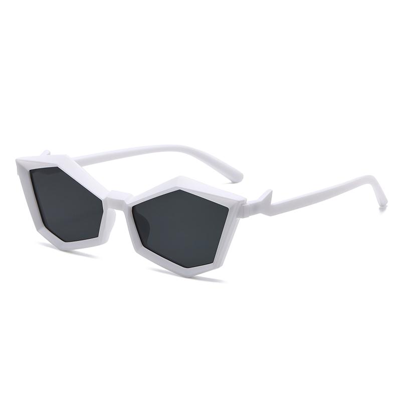New Halloween Polygonal Glasses Women Y2K Punk Fashion Trend Street Pography Sunglasses Men in Black and White Color