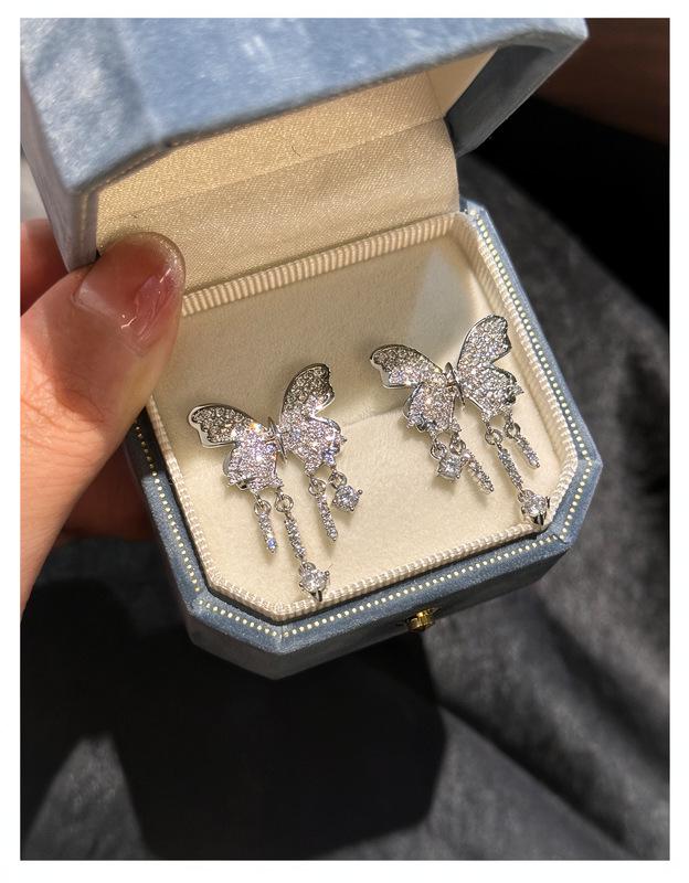 Super Shiny Zirconia Butterfly Tassel Ear Cuffs: Exquisite, Personalized, Versatile Earrings for Women