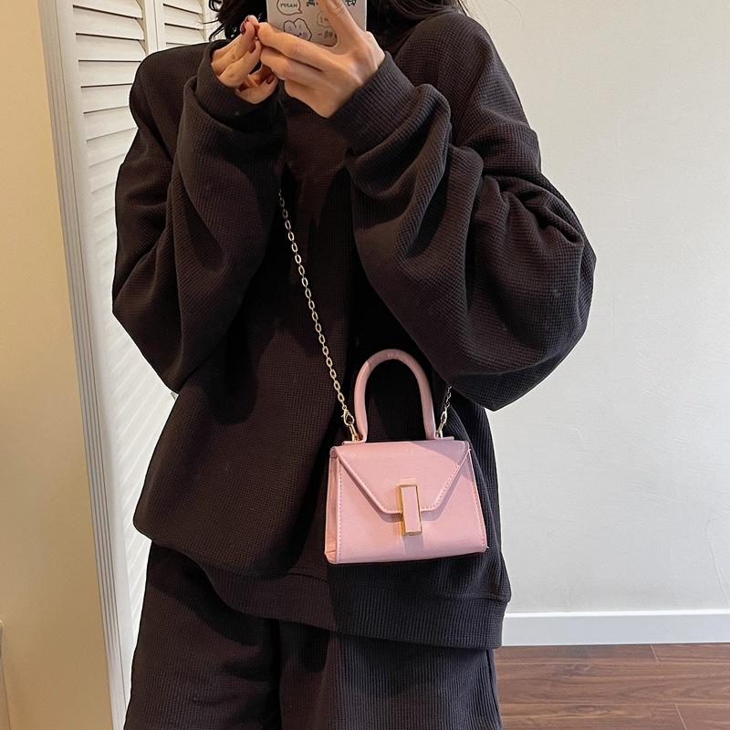 Temperament Fashion Casual Women's 2025 New Summer Texture Solid Color Chain One Shoulder Crossbody Portable Small Square Bag