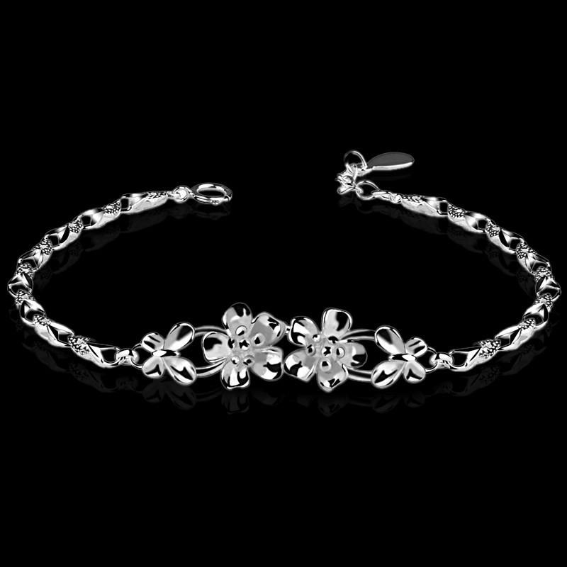 Elegant Butterfly Love Silver Bracelet - Versatile Gift for Her On Valentine's Day