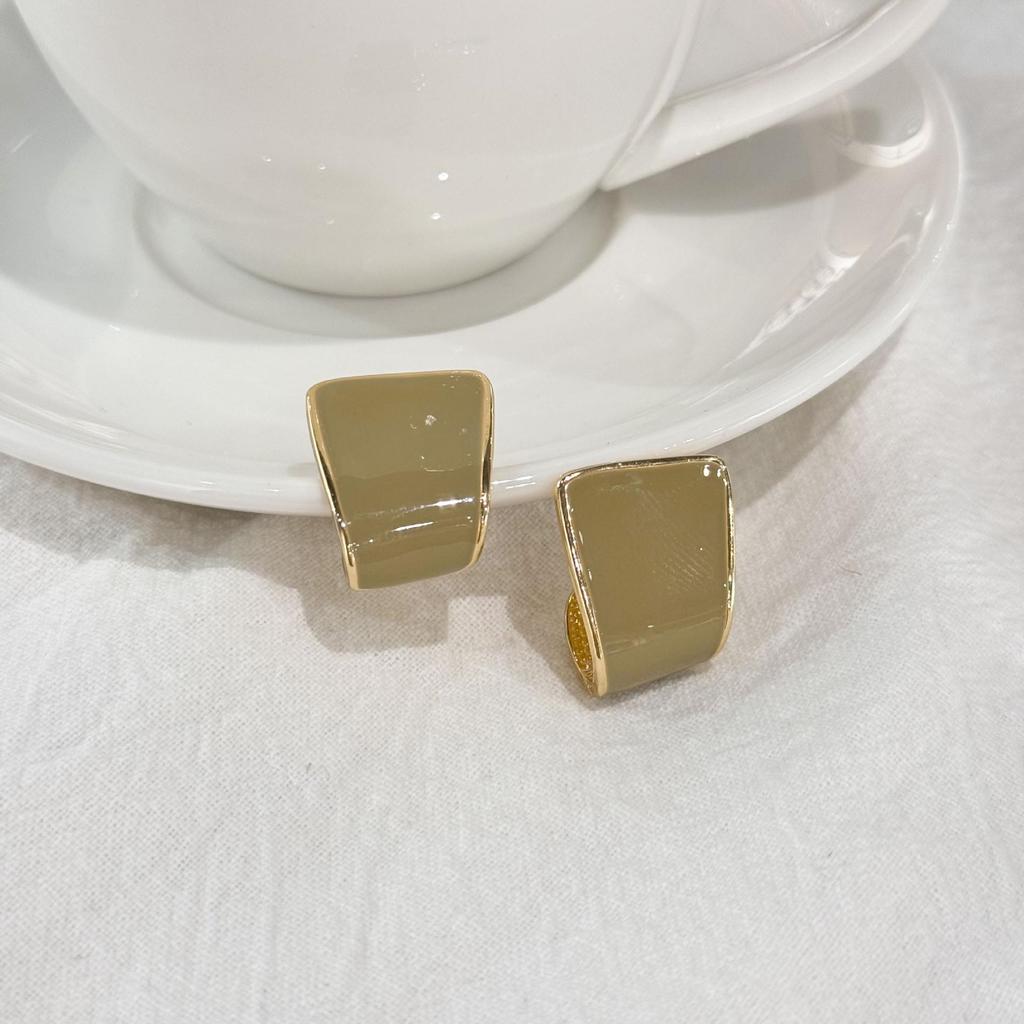 Vintage Rhinestone Geometric Stud Earrings - Retro Court Style, Niche Design, Light Luxury, High-End