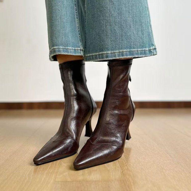 

Короткие ботильоны на шпильке коричневого цвета с флисовой подкладкой для осени 2025 года, больших размеров, с задней молнией Default item