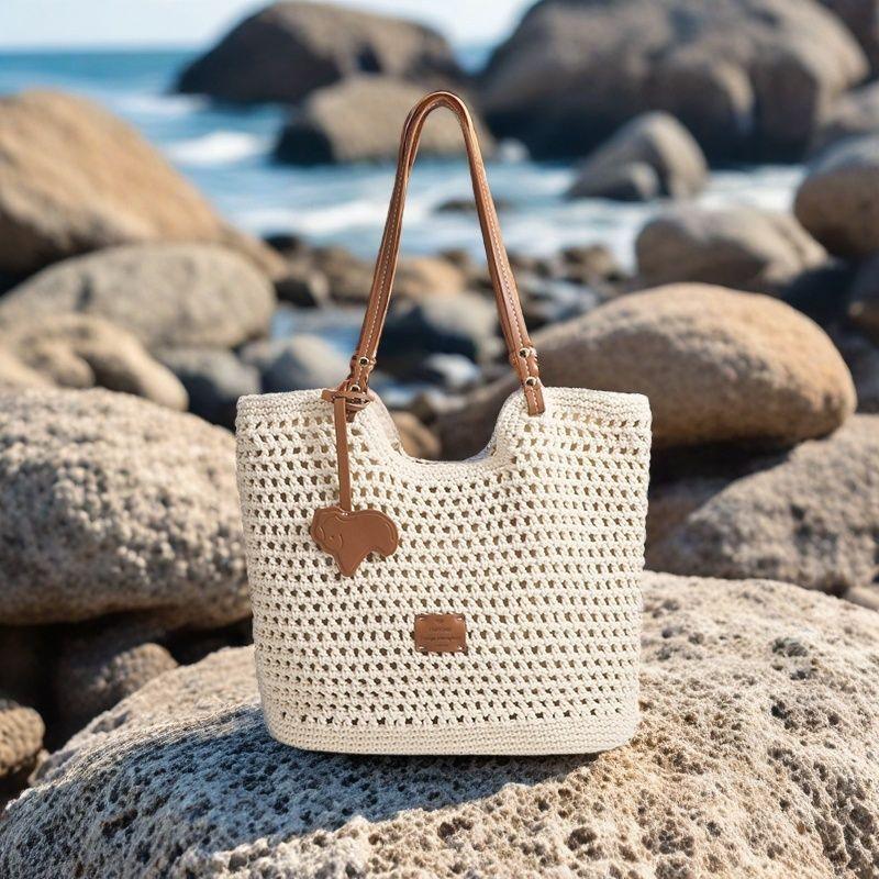 

South Style Chio2n Beach Holiday Woven Tote Bag Women 2025 New Large Capacity Commuter Shoulder Handbag Beige White