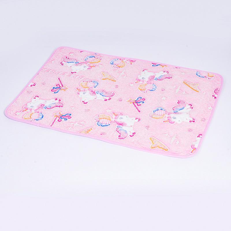 Winter Pet Urine Pad Breathable and Absorbent Dog Urine Pad Machine Washable Non-slip Urine Pad Training Urine Pad Luminous Mat