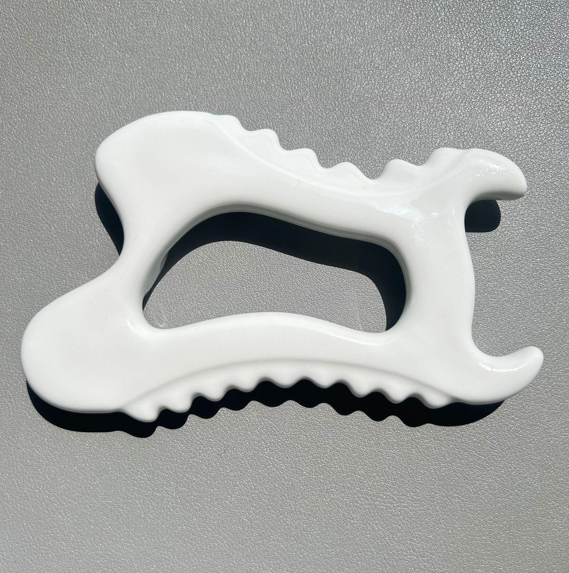 

Ceramic Gua Sha Massage Tool for Face & Body Muscle Scraping Tool for Lymphatic Drainage & Fascia Massage Trigger Point Massager белый