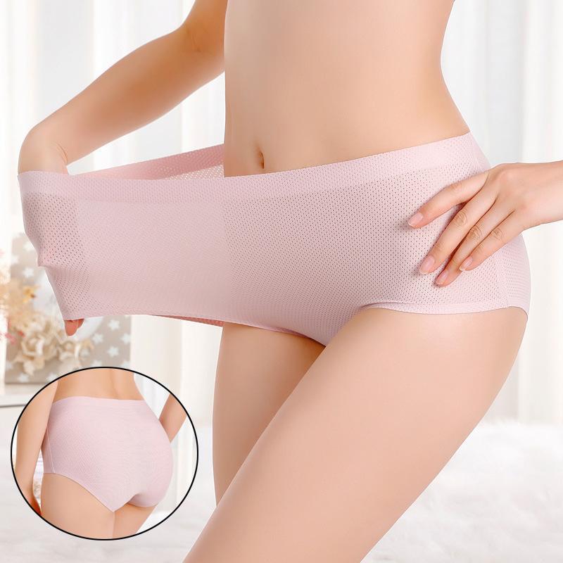 Women's Mid-Waist Plus Size Ice Silk Panties Seamless Breathable One-Piece Comfortable Panties