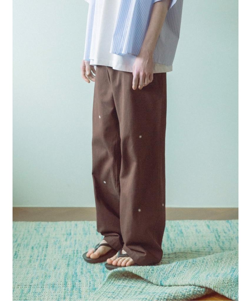 Saendeusaundeu (Unisex) Embroidered Detail Cotton Pants Brown