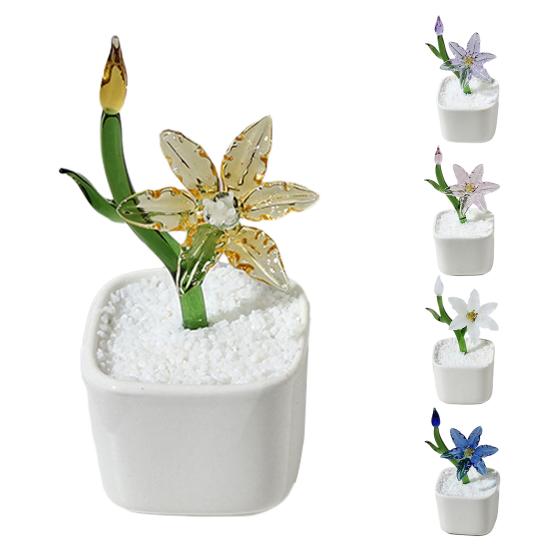 Mini Glass Potted Flower Figurine Hand Blown Faux Crystal Artificial Lily Flower Collectible Ornament for Women Mom Wedding Home Table