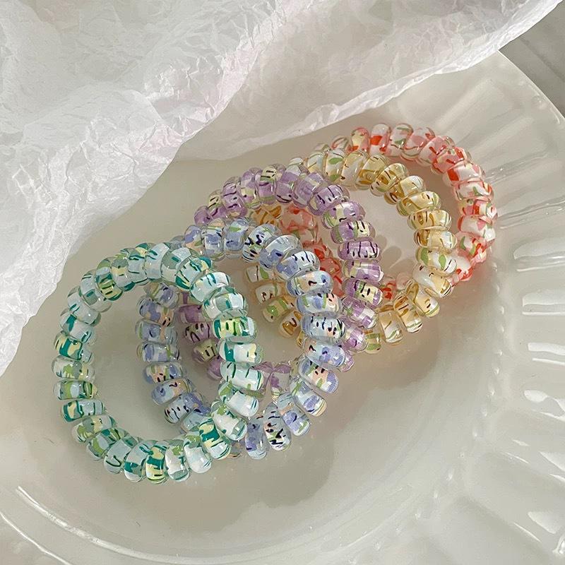 Elastic Hair Ties - No-Pull, Versatile & Stylish for 2024