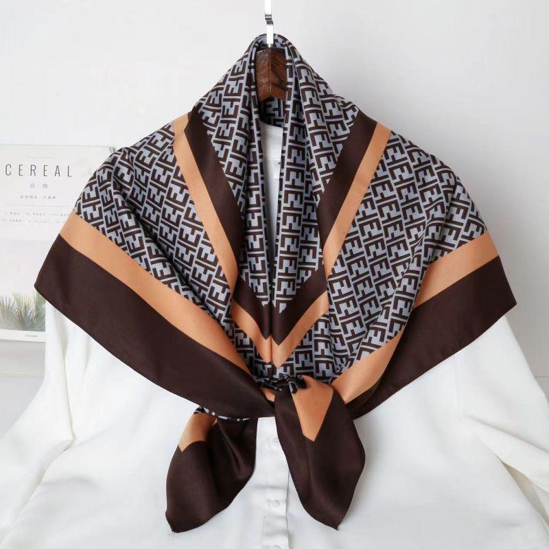 Black and White Animal Print Faux Silk Twill Scarf - 90x90CM Autumn/Winter Shawl for Women