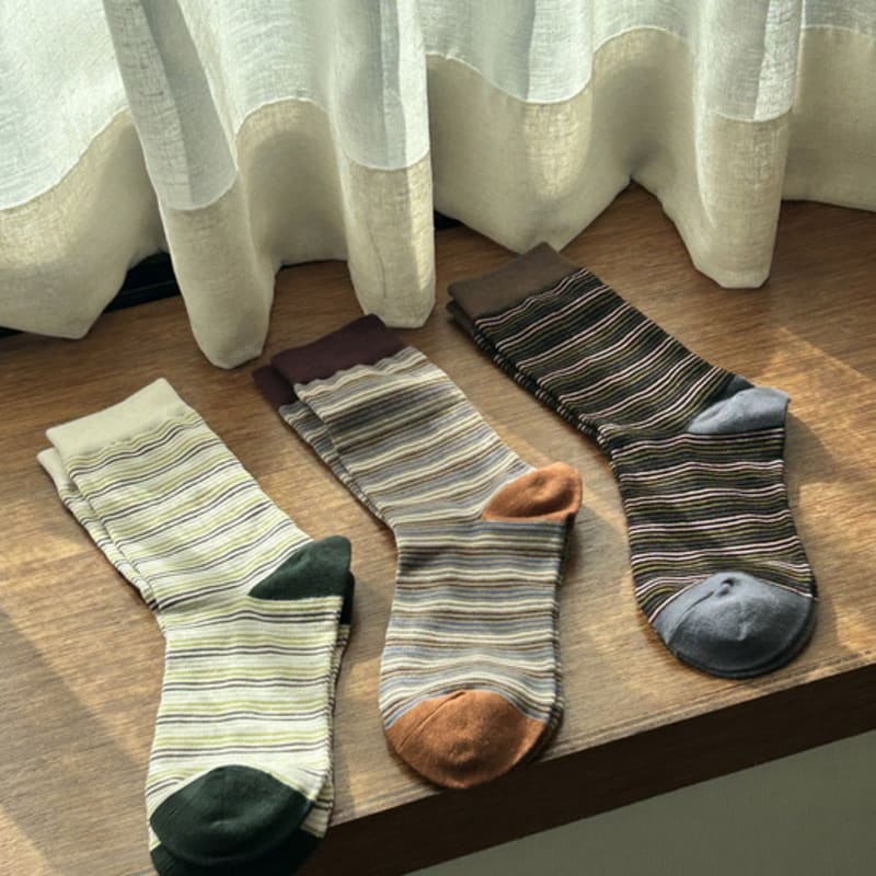 Bananasisters Pinstripe Point Socks 3 Colors