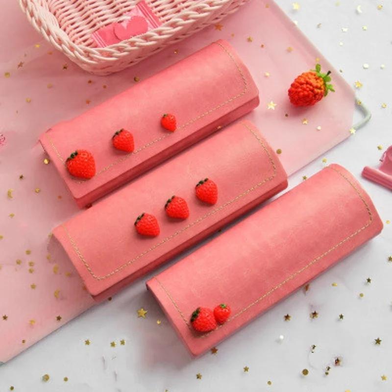 Creative Styling Strawberry Pencil Case Stationery Box Cute Glasses Box Makeup Box for Girl Gifts Pen Case