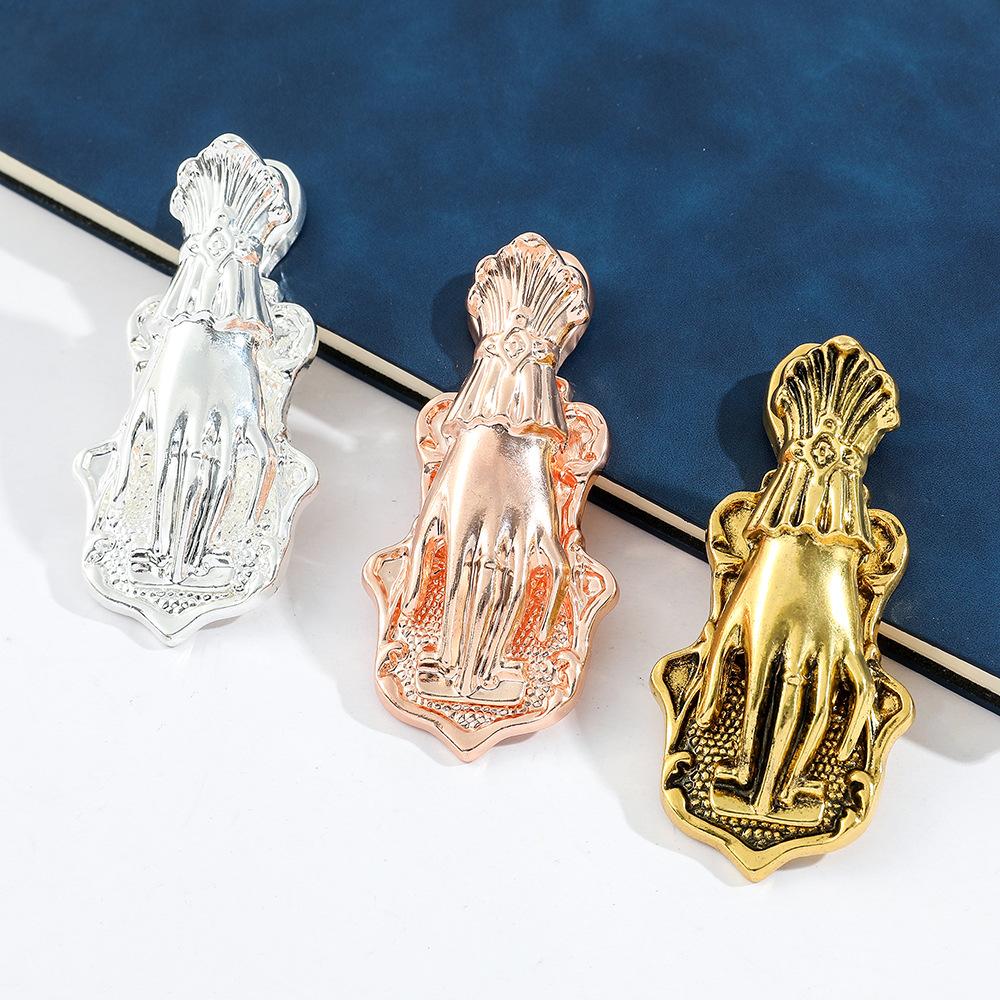 1pcs Women's Hand-Shaped Metal Bookmark Clip Page Holder, File Clip Handmade Travel Notebook Accessories Reading Stationery